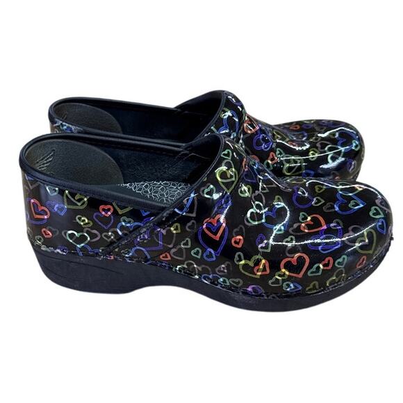 Dansko Women's XP 2.0 FLOATING HEARTS Clog US 7 Size 39 - Picture 3 of 9